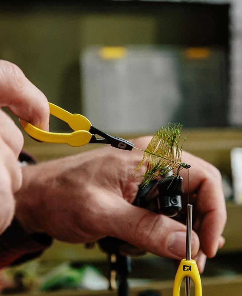 Ergo Hackle Plier - Yellow view 5