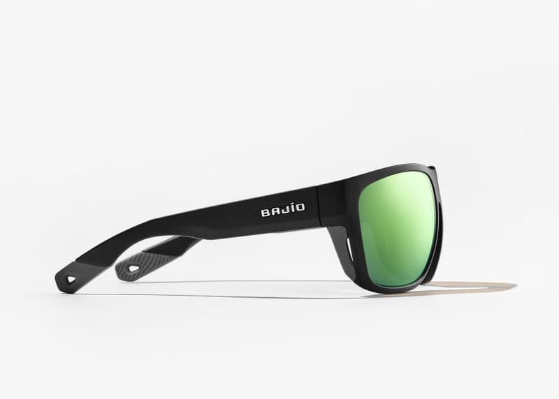 Las Rocas Black Matte Green Mirror PC view 3