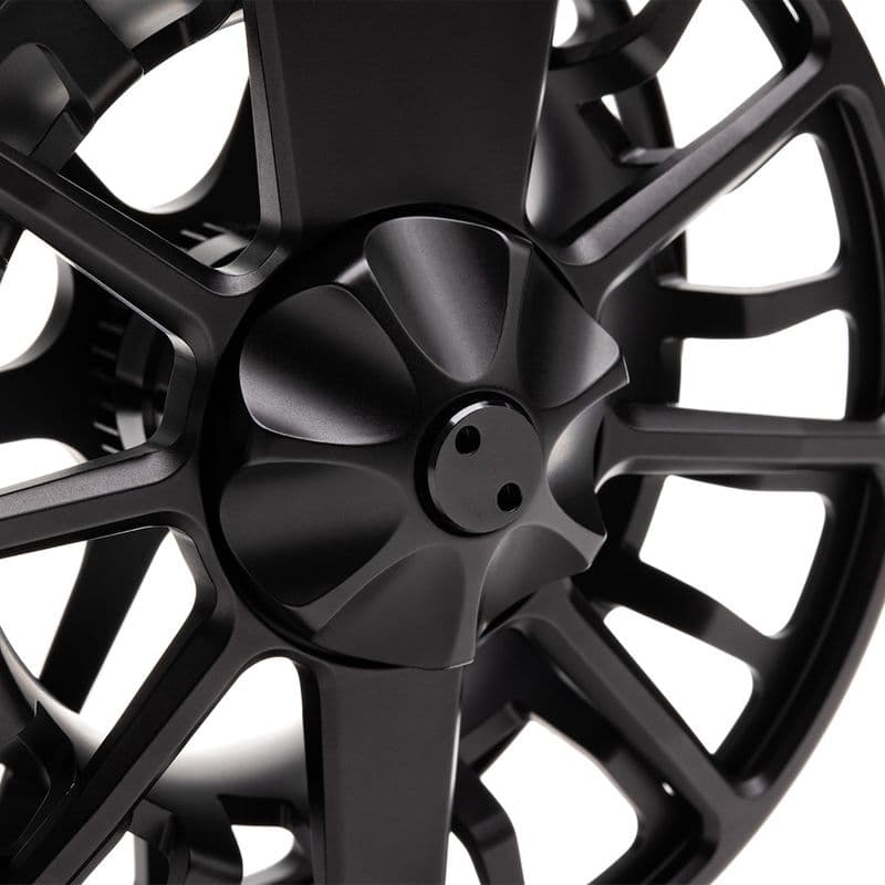 Guru S -3+ Reel Blackout