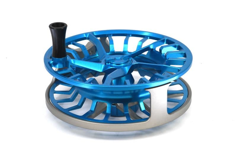Litespeed M8 Reel Ultramarine view 5