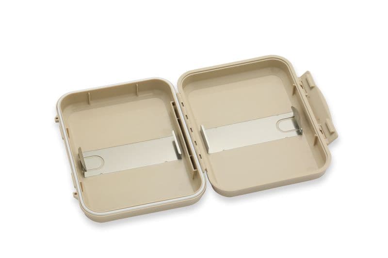Universal System Case Sand | view 1