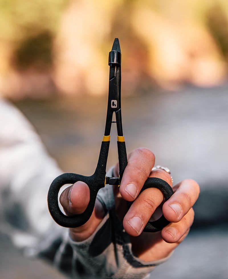 Rogue Hook Removal Forceps view 7