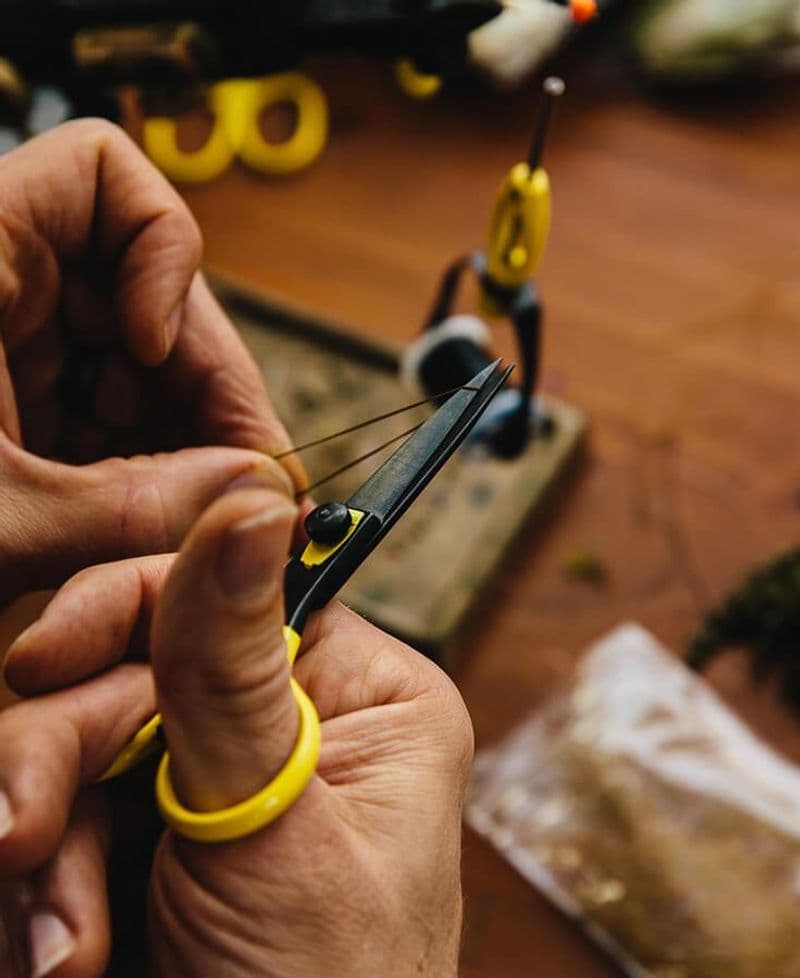 Razor Scissor 4'' - Yellow view 6